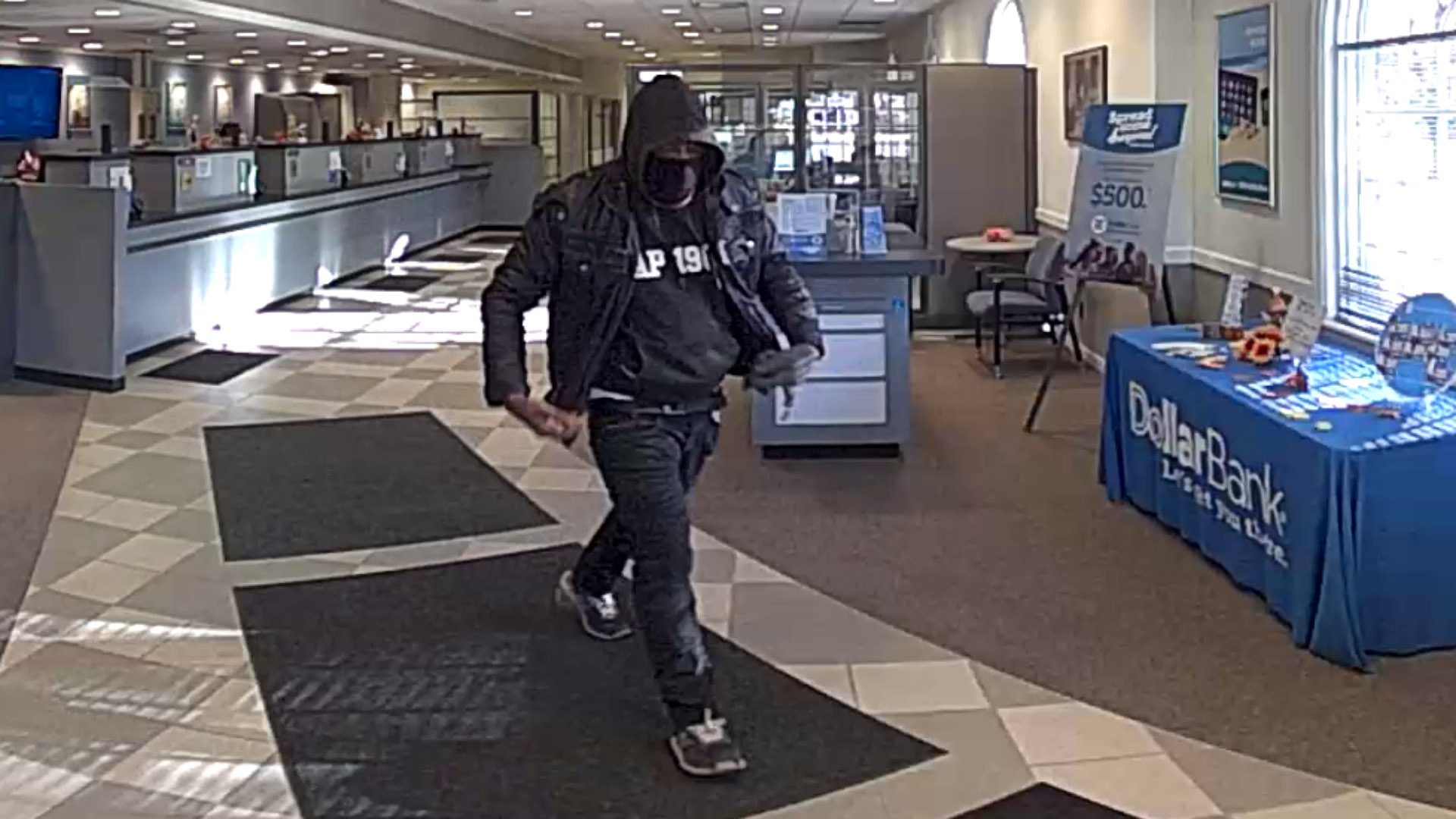 Dollar Bank Robbery Suspect Mentor Ohio November 25 2023