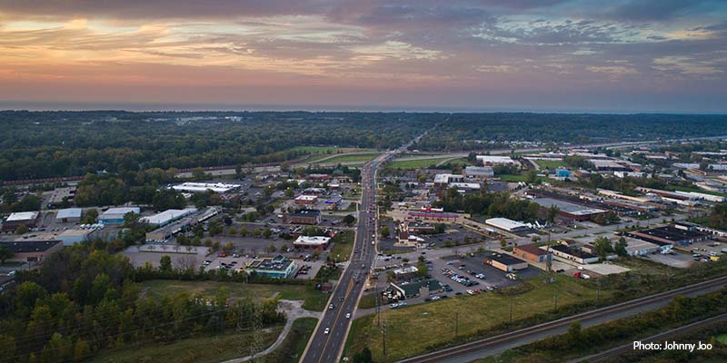 Aerial view of Mentor at SR-306 facing north