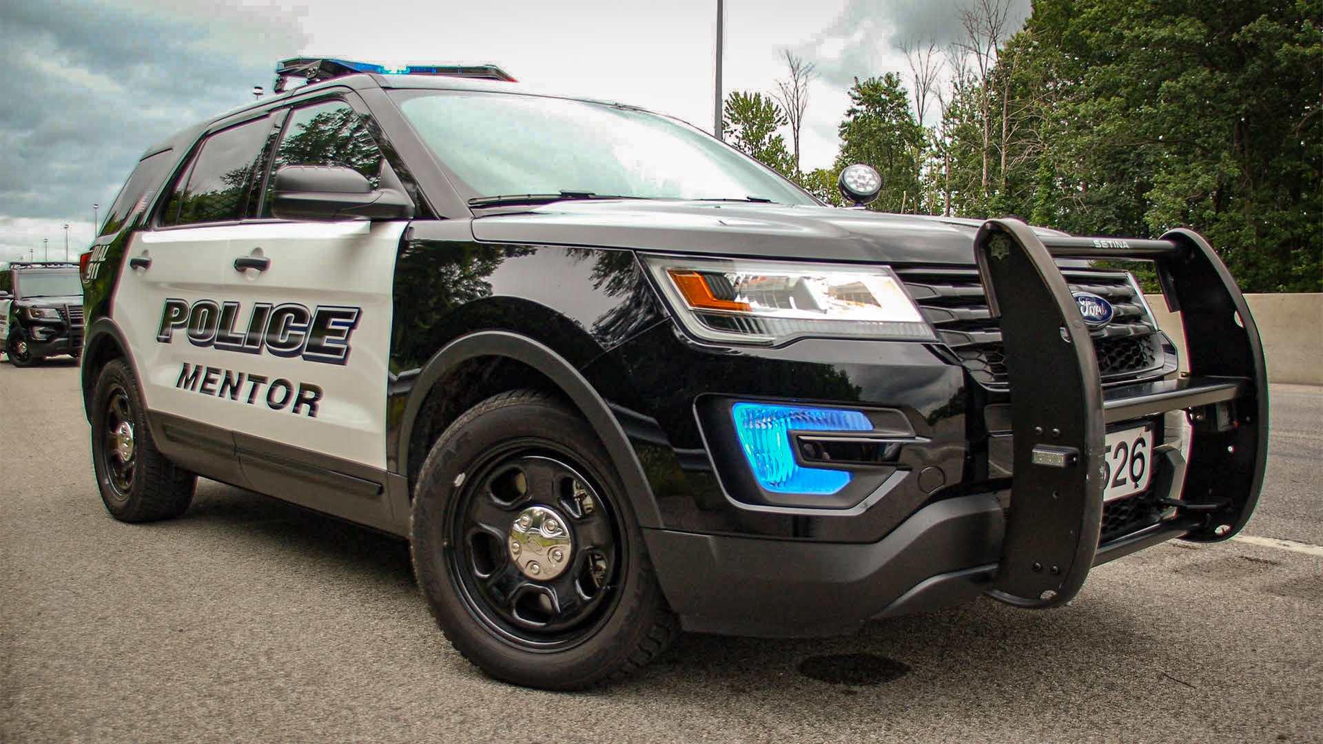 An image of a Mentor Police Department SUV.