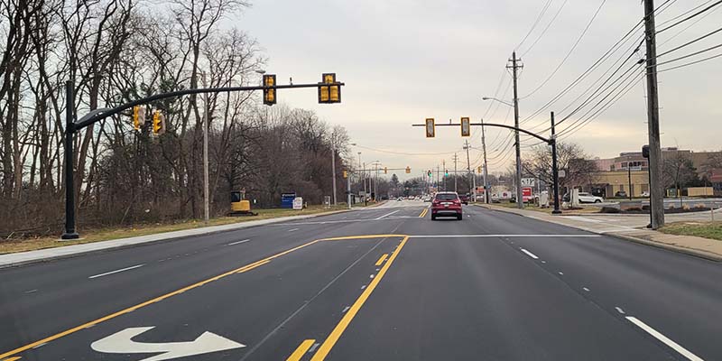 Trader Joe Traffic Signal