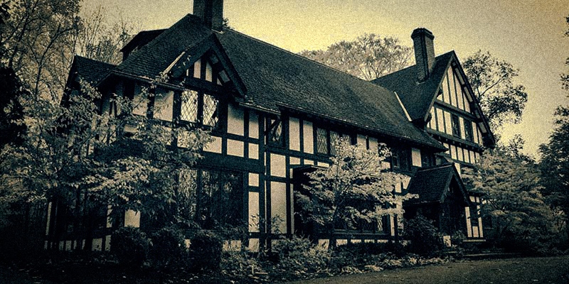 Wildwood Mysteries of the Manor Trail