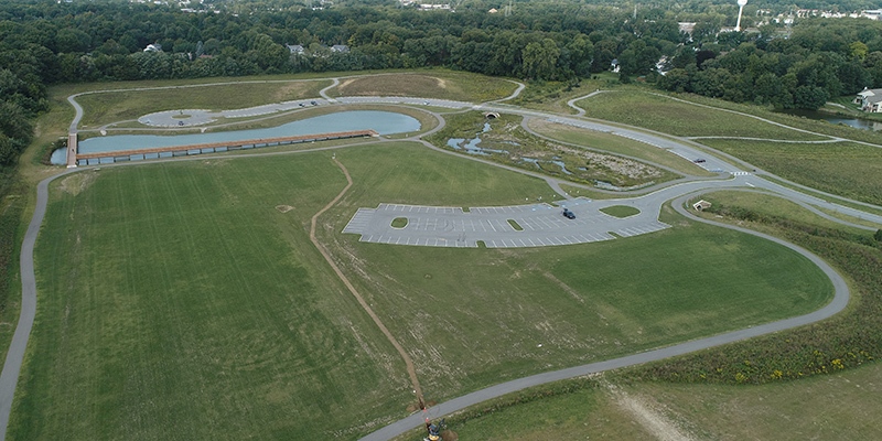 Aerial view of Springbrook Gardens Park facing west.